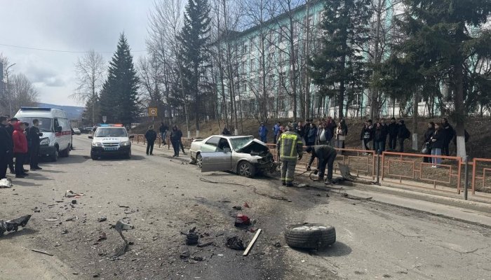 Мужчина погиб в массовой аварии в Бодайбо