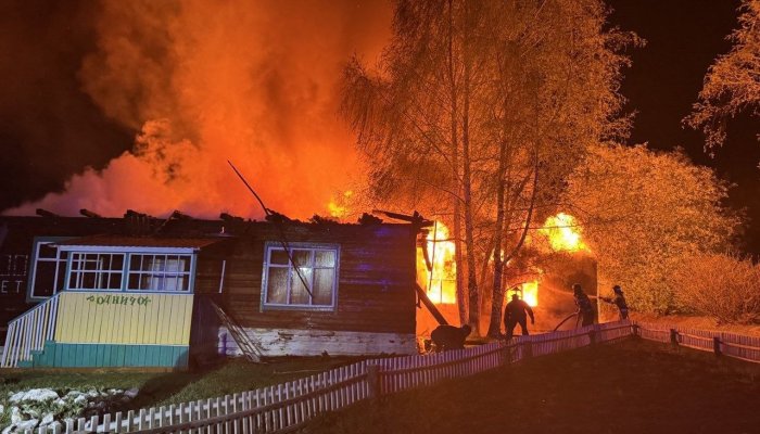 Пожар уничтожил детский сад «Родничок» в Аларском районе