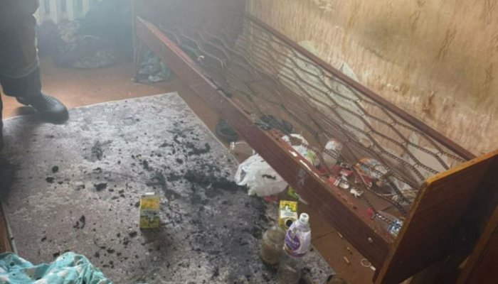 В Братске пенсионер чуть не погиб на пожаре из-за сигареты