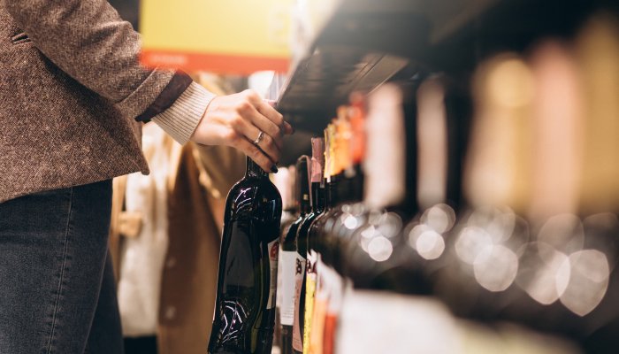 В День молодежи в Иркутске ограничат продажу алкоголя