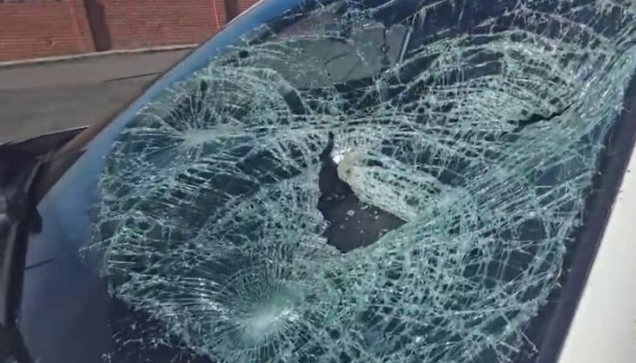 В Тулуне 24-летний парень попал под колеса автомобиля, пытаясь перебежать дорогу на «красный» (Видео)
