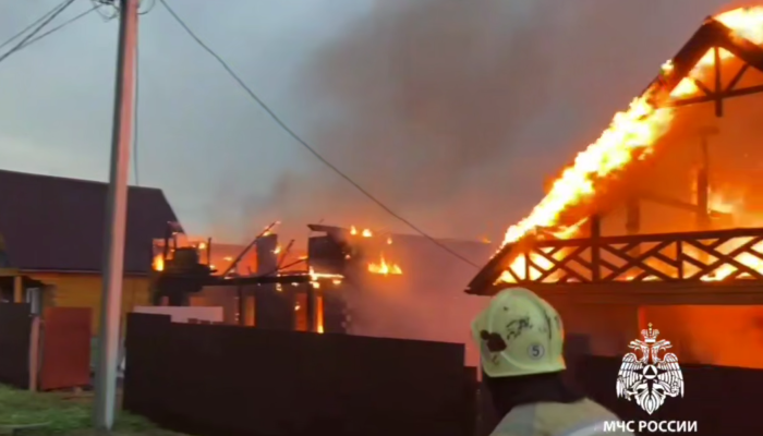 В Иркутском районе три пожара произошло из-за молний (Видео)