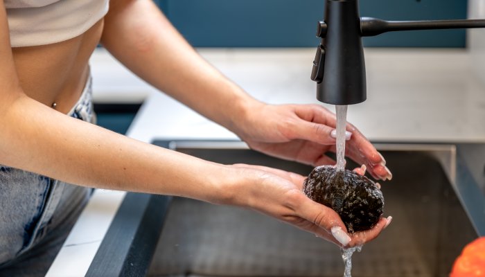 В некоторых домах Иркутска отключили горячую воду