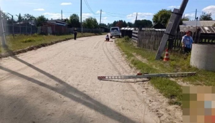 В Тайшетском районе 17-летний мотоциклист повредил опору электропередач (Видео)