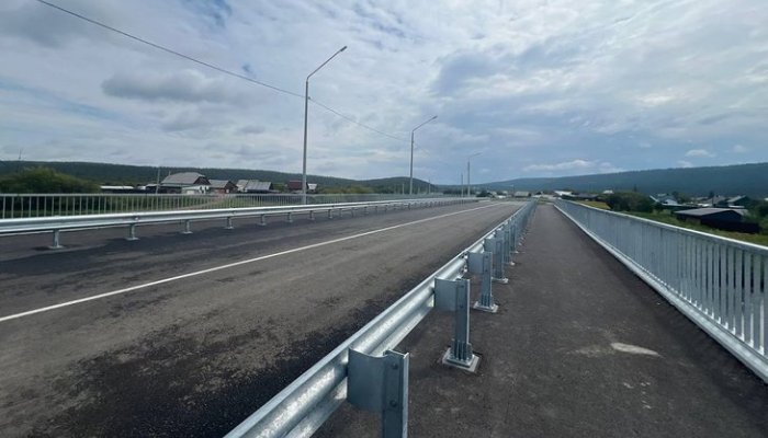В Шелеховском районе ввели в строй новый мост
