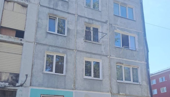 В Усолье-Сибирском двухлетний ребенок выпал из окна