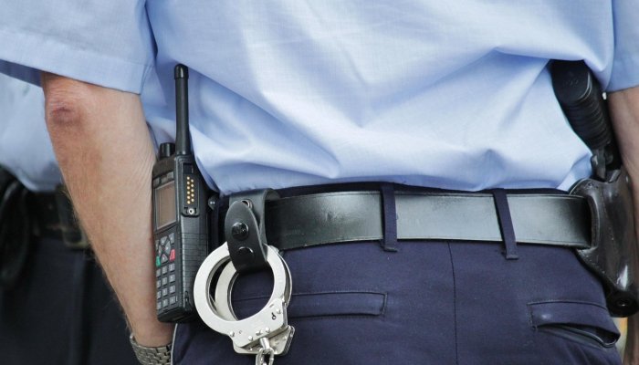 В Приангарье молодой человек получил ранение в голову при сопротивлении полицейским