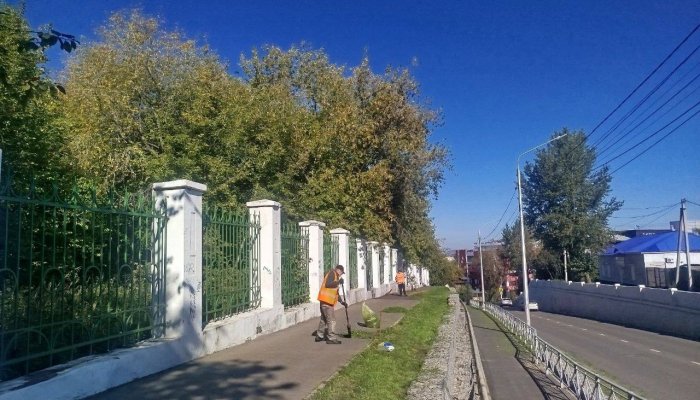 В Иркутске усилены работы по уборке улиц