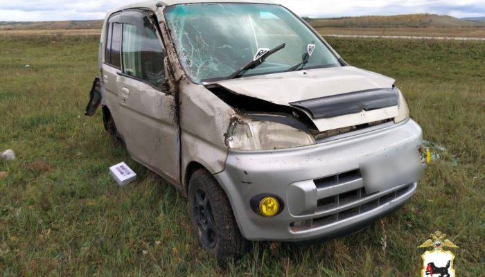 В Баяндаевском районе мужчина перевернулся на угнанном у родни автомобиле