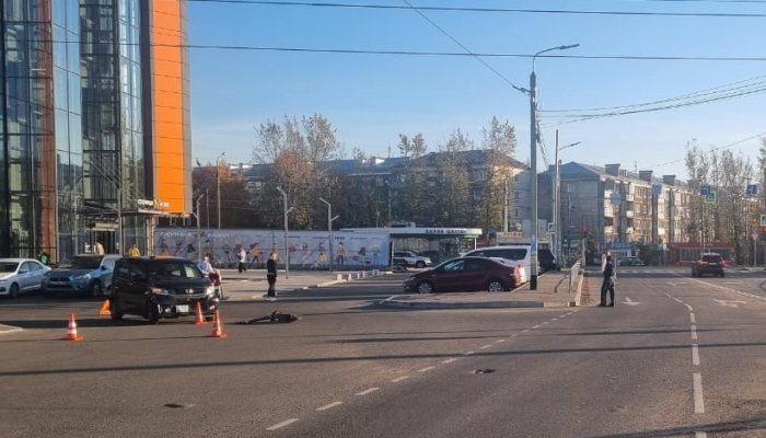 В Иркутске подросток на самокате попал в аварию