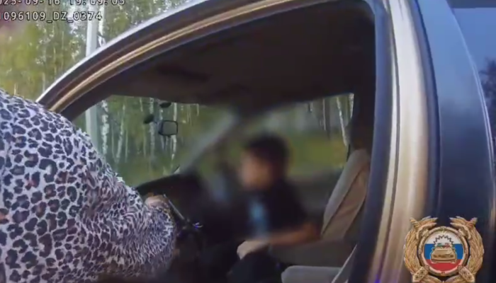 В Тулуне женщина посадила за руль 11-летнего сына (Видео)