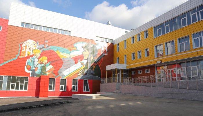 Школа на Ярославского в Иркутске готова на 90%