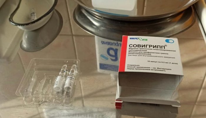 Жители Приангарья могут бесплатно привиться от гриппа в местных поликлиниках