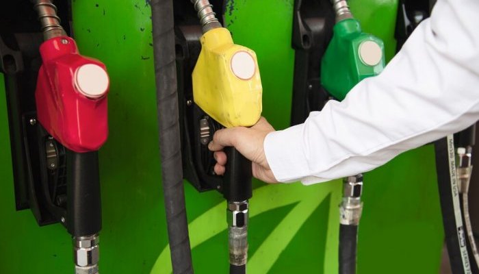 В Иркутске снова подорожал бензин