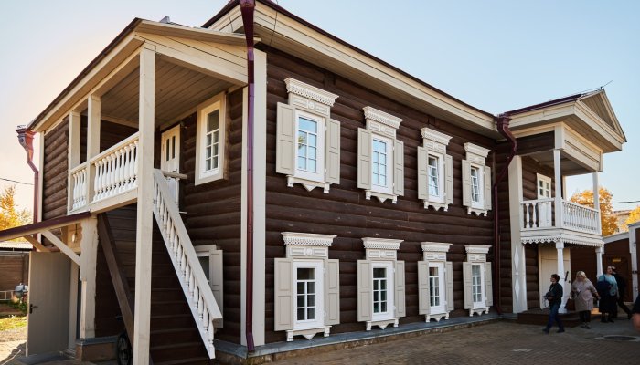 Иркутский областной Театр Пилигримов имени В.И. Соколова вернулся к работе в историческом здании