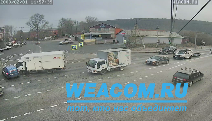 Камера WEACOM.RU зафиксировала момент ДТП на остановке Кая в Иркутске (Видео)