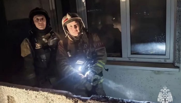 В Ангарске в новогоднюю ночь из-за пиротехники вспыхнул пожар на балконе