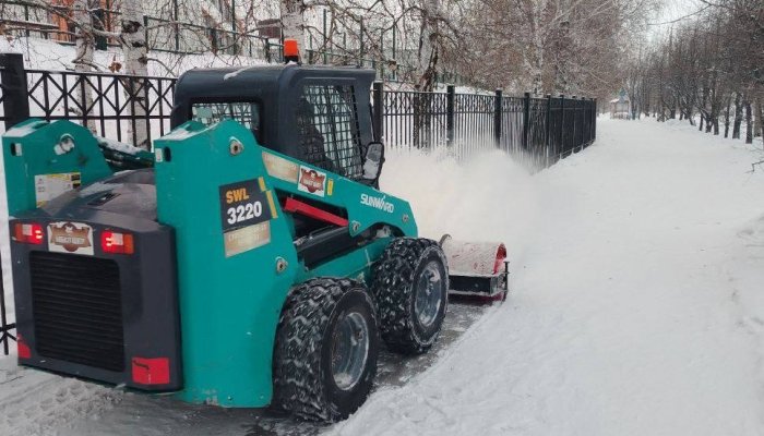 В Иркутске усилены работы по вывозу снега
