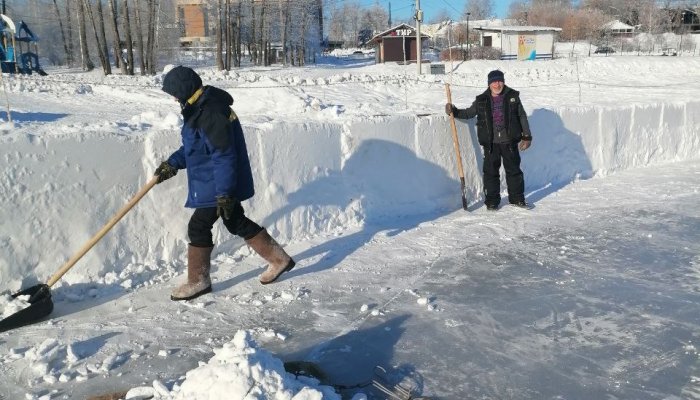 В Иркутске началась подготовка иордани на заливе Якоби