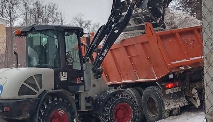С начала года в Иркутске вывезли 15 тысяч тонн снега