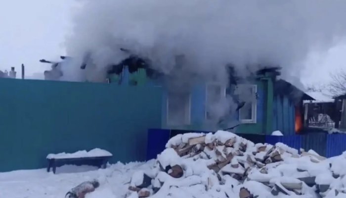 В Куйтунском районе женщина спасла детей на пожаре