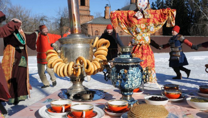 Масленичная неделя началась в Иркутске
