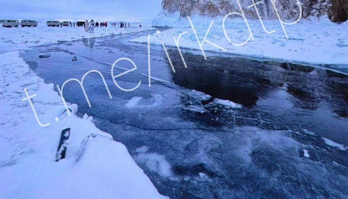 Спасатели нашли тела утонувших на Байкале туристов
