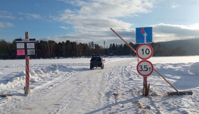 Решение об открытии ледовой переправы на Ольхон примут скоро