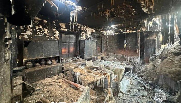 В Ангарске на пожаре из-за неисправной печи погиб 92-летний мужчина