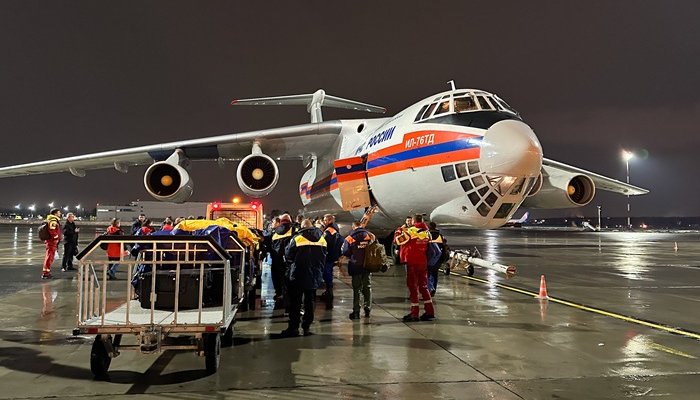 Спецборт МЧС доставит 84 россиянина, служащих в Израиле, в Москву