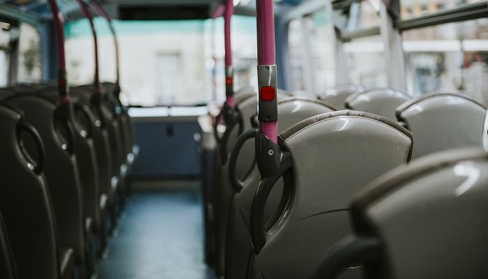 В Тулуне пенсионерка отсудила 100 тысяч у перевозчика за перелом при посадке в маршрутку
