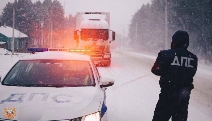 Движение большегрузов ограничили в Усть-Илимском районе