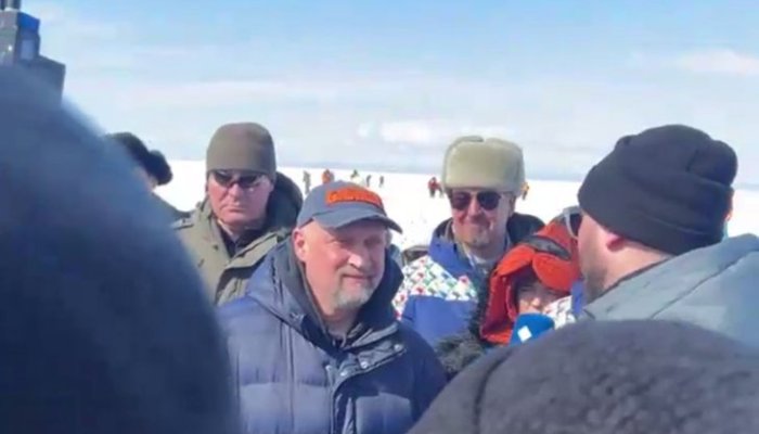 Гоша Куценко побывал на фестивале подледной рыбалки в Бурятии