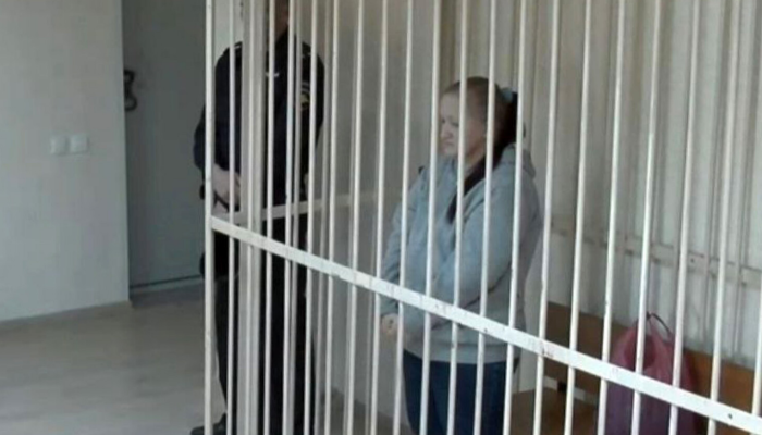 В Вологодской области женщина держала мать на цепи