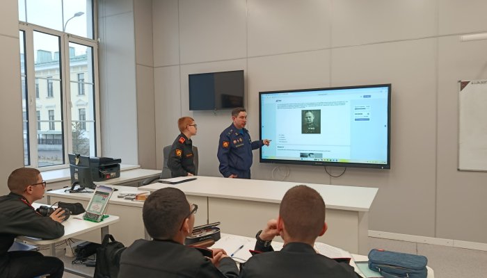 «Ростелеком» помог кадетам Суворовского училища подготовиться к Диктанту Победы