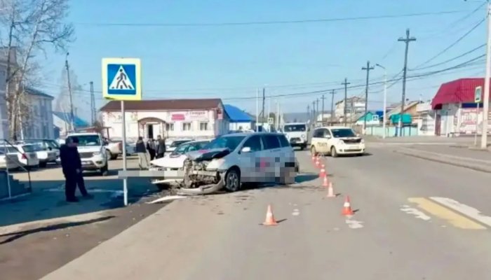Двое подростков ранены в ДТП с участием двух иномарок в Чунском районе (Видео)