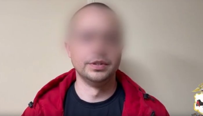 В Иркутске задержан мотоциклист, выбивший лобовое стекло автомобиля девушки (Видео)