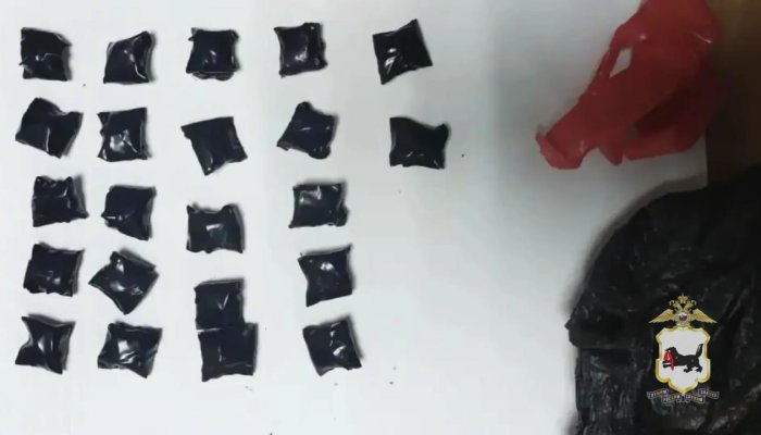 В Черемхово полицейские задержали закладчиков с синтетикой