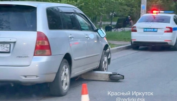 Две девочки на самокате попали под машину на ул. Терешковой