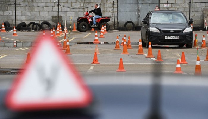 В автошколах может появиться обязательный экзамен по первой помощи