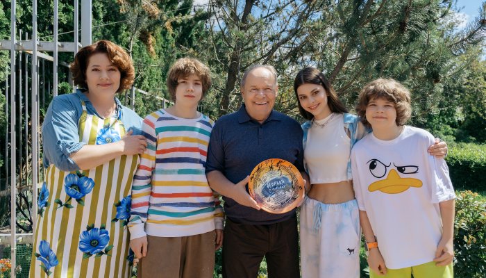 Алексей Маклаков станет «Нянькой в погонах» в сериале СТС