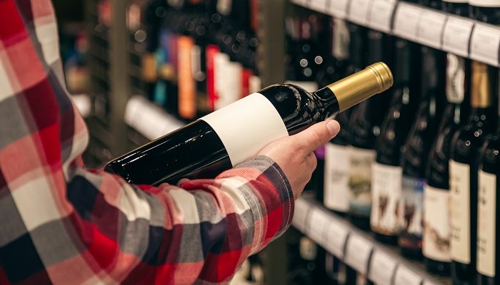 В День молодёжи в Иркутской области ограничат продажу алкоголя