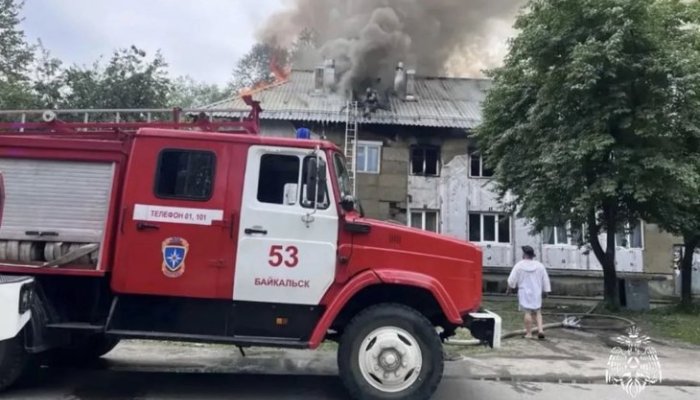 Пожар в жилом доме в Байкальске: замыкание проводки привело к возгоранию