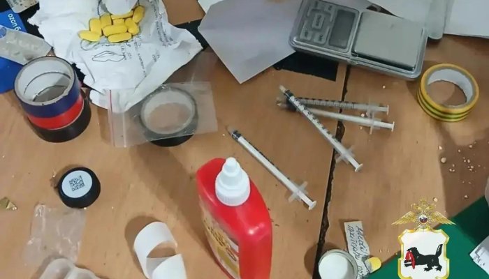 В Ангарске сожителей подозревают в распространении амфетамина