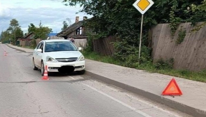 Суд обязал водителя выплатить компенсацию за причинение вреда здоровью девочки в Усть-Куте