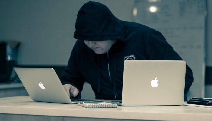 Житель Саянска лишился 1,7 миллиона рублей из-за интернет-мошенников