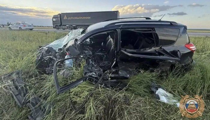 Грудного ребёнка с мамой доставили в Иркутск на вертолёте после ДТП
