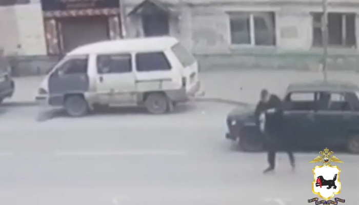 В Иркутске 19-летний парень угнал «семерку», чтобы прокатиться (Видео)