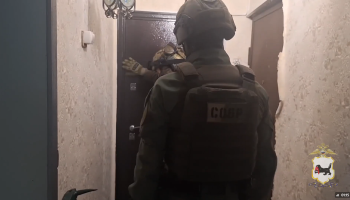 В Иркутске группа людей задержана за вовлечение девушек в проституцию