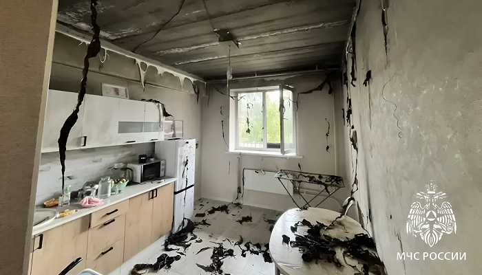 В Берёзовом произошёл пожар из-за вспыхнувшего масла на плите